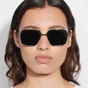 NWT Chimi Titan Aviator Grey